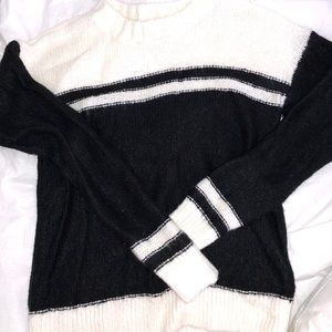Hollister sweater